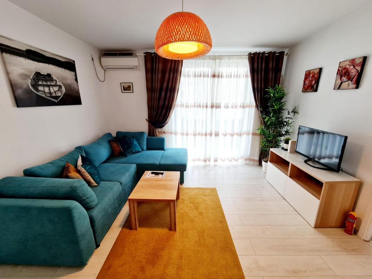 Downtown, Ideal For Longer Stays, Family Friendly Apartment - Nb73A Bukarest Exterior foto